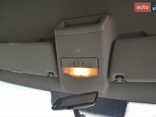 Красный Фольксваген Transporter, объемом двигателя 1.97 л и пробегом 446 тыс. км за 12100 $, фото 22 на Automoto.ua