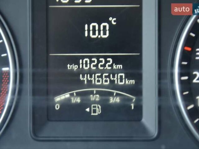 Красный Фольксваген Transporter, объемом двигателя 1.97 л и пробегом 446 тыс. км за 12100 $, фото 16 на Automoto.ua