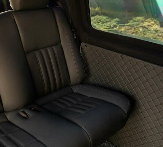 Красный Фольксваген Transporter, объемом двигателя 1.97 л и пробегом 470 тыс. км за 12900 $, фото 41 на Automoto.ua