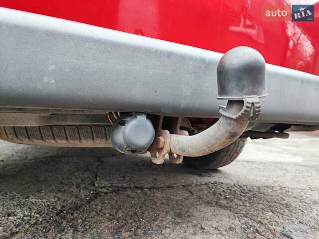 Красный Фольксваген Transporter, объемом двигателя 1.97 л и пробегом 446 тыс. км за 12100 $, фото 9 на Automoto.ua