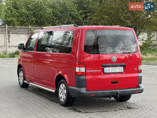 Красный Фольксваген Transporter, объемом двигателя 2 л и пробегом 230 тыс. км за 12700 $, фото 6 на Automoto.ua