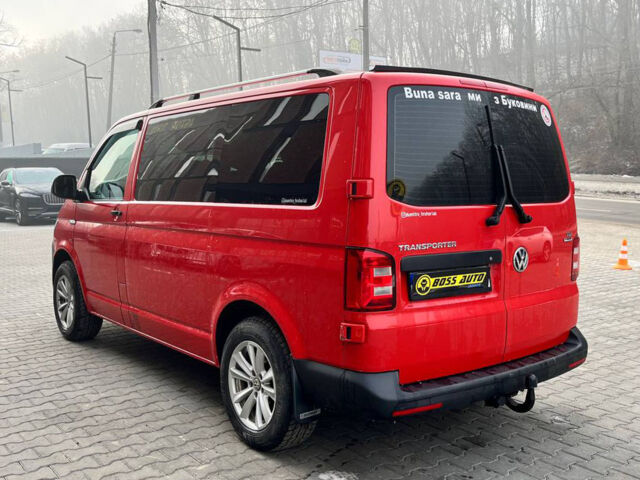 Красный Фольксваген Transporter, объемом двигателя 2 л и пробегом 320 тыс. км за 17300 $, фото 3 на Automoto.ua