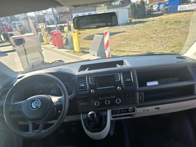 Красный Фольксваген Transporter, объемом двигателя 2 л и пробегом 146 тыс. км за 10000 $, фото 6 на Automoto.ua