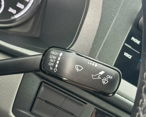 Червоний Фольксваген Transporter, об'ємом двигуна 2 л та пробігом 219 тис. км за 26550 $, фото 35 на Automoto.ua