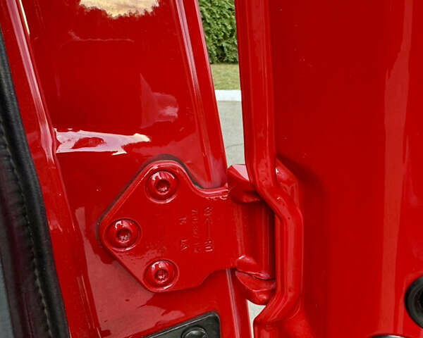 Червоний Фольксваген Transporter, об'ємом двигуна 2 л та пробігом 219 тис. км за 26550 $, фото 59 на Automoto.ua