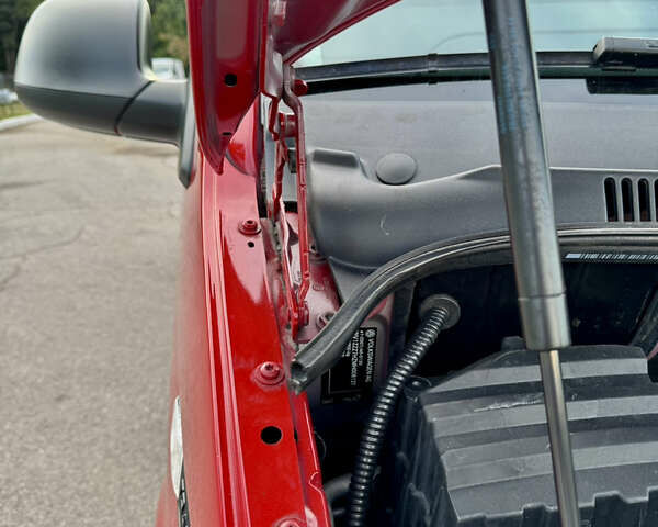 Червоний Фольксваген Transporter, об'ємом двигуна 2 л та пробігом 219 тис. км за 26550 $, фото 64 на Automoto.ua