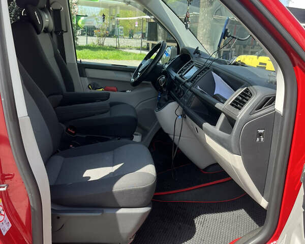 Червоний Фольксваген Transporter, об'ємом двигуна 2 л та пробігом 220 тис. км за 24500 $, фото 6 на Automoto.ua