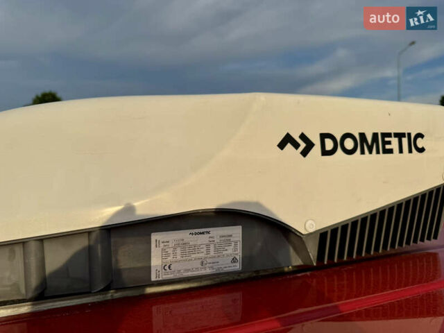 Червоний Фольксваген Transporter, об'ємом двигуна 2 л та пробігом 219 тис. км за 26550 $, фото 23 на Automoto.ua