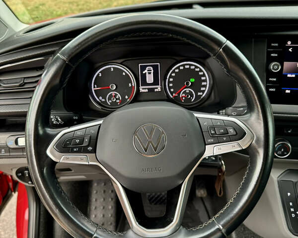 Червоний Фольксваген Transporter, об'ємом двигуна 2 л та пробігом 219 тис. км за 26550 $, фото 26 на Automoto.ua