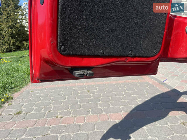 Червоний Фольксваген Transporter, об'ємом двигуна 2 л та пробігом 220 тис. км за 24500 $, фото 11 на Automoto.ua