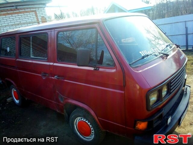 Красный Фольксваген Transporter, объемом двигателя 1.9 л и пробегом 25 тыс. км за 2000 $, фото 2 на Automoto.ua