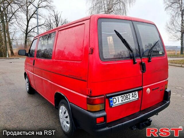 Червоний Фольксваген Transporter, об'ємом двигуна 25 л та пробігом 365 тис. км за 4850 $, фото 4 на Automoto.ua