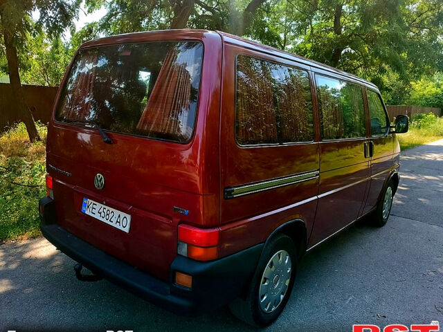 Фольксваген Transporter 2003 в Харькове на Automoto.ua Красный Фольксваген Transporter, объемом двигателя 2.5 л и пробегом 380 тыс. км за 7200 $, фото 5 на Automoto.ua