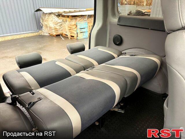 Червоний Фольксваген Transporter, об'ємом двигуна 1.9 л та пробігом 290 тис. км за 8600 $, фото 10 на Automoto.ua