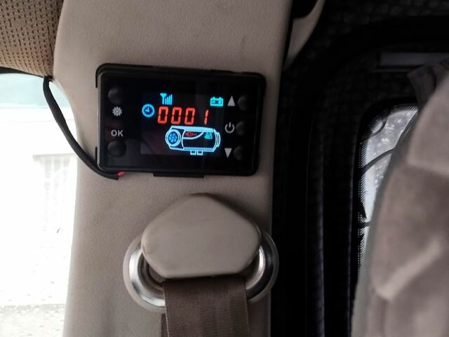 Красный Фольксваген Transporter, объемом двигателя 1.9 л и пробегом 315 тыс. км за 8000 $, фото 7 на Automoto.ua