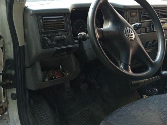 Фольксваген Transporter, объемом двигателя 1.9 л и пробегом 530 тыс. км за 3500 $, фото 6 на Automoto.ua