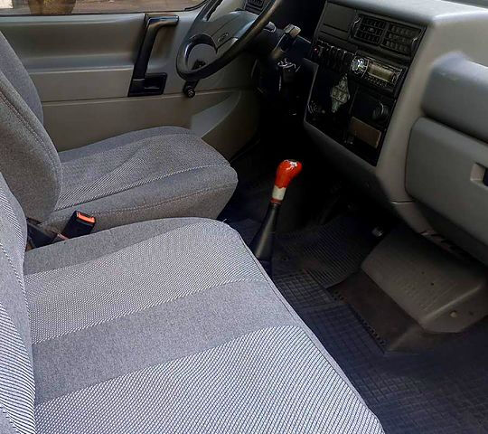 Фольксваген Transporter, об'ємом двигуна 2 л та пробігом 200 тис. км за 4000 $, фото 5 на Automoto.ua