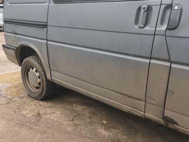 Фольксваген Transporter, объемом двигателя 2.4 л и пробегом 3 тыс. км за 2839 $, фото 6 на Automoto.ua