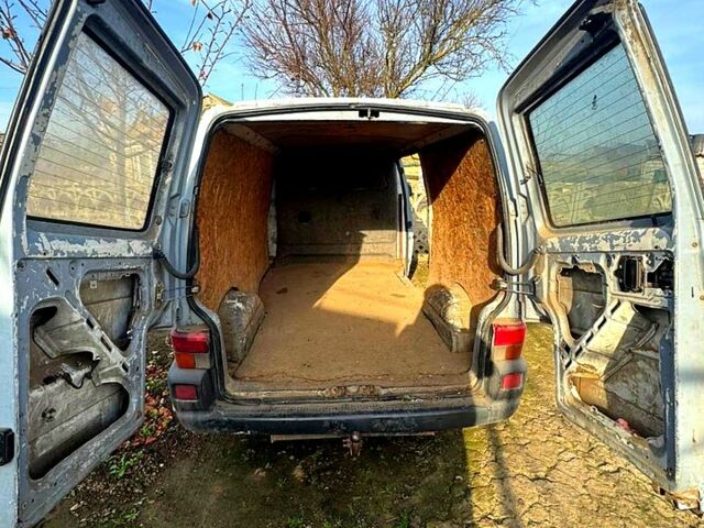 Фольксваген Transporter, об'ємом двигуна 2.4 л та пробігом 0 тис. км за 3800 $, фото 3 на Automoto.ua