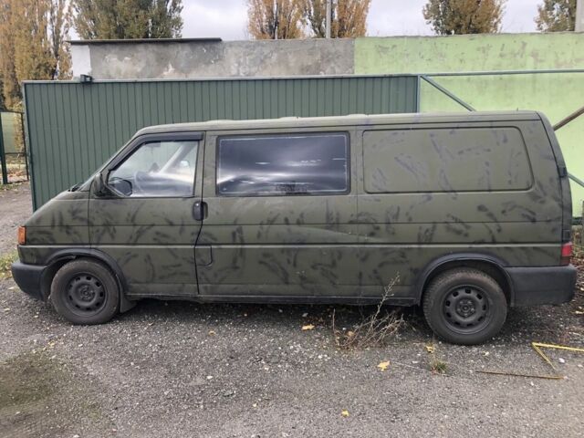 Фольксваген Transporter, объемом двигателя 2.5 л и пробегом 300 тыс. км за 2700 $, фото 4 на Automoto.ua