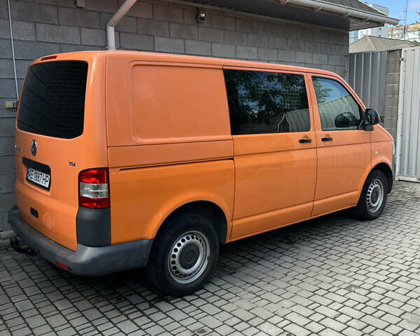 Фольксваген Transporter, об'ємом двигуна 1.97 л та пробігом 283 тис. км за 11000 $, фото 1 на Automoto.ua