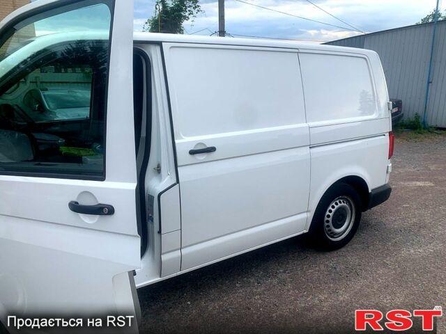Фольксваген Transporter, объемом двигателя 2 л и пробегом 212 тыс. км за 16800 $, фото 2 на Automoto.ua