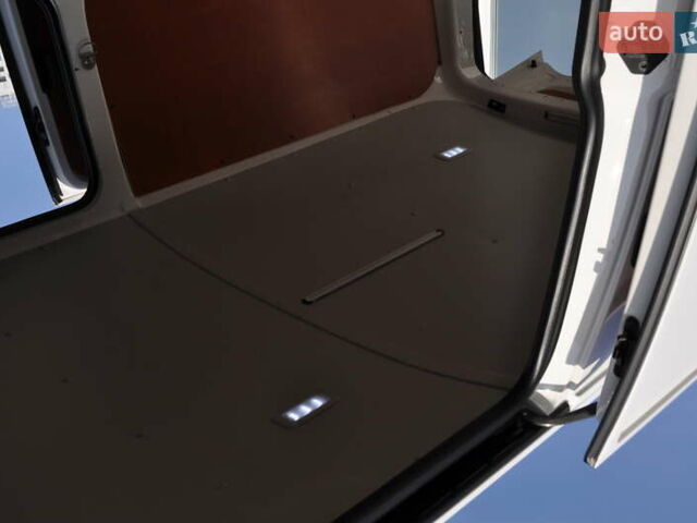 Фольксваген Transporter, объемом двигателя 1.97 л и пробегом 215 тыс. км за 26500 $, фото 37 на Automoto.ua