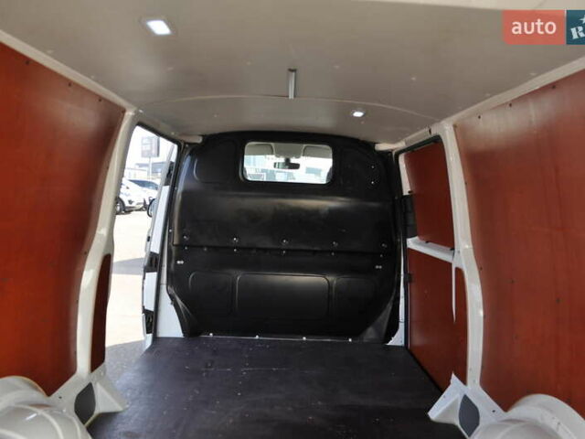 Фольксваген Transporter, объемом двигателя 1.97 л и пробегом 215 тыс. км за 26500 $, фото 30 на Automoto.ua