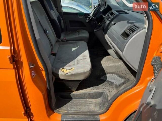 Фольксваген Transporter, объемом двигателя 1.9 л и пробегом 300 тыс. км за 1800 $, фото 4 на Automoto.ua