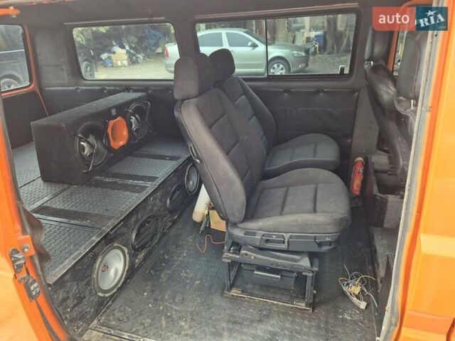 Фольксваген Transporter, объемом двигателя 1.9 л и пробегом 210 тыс. км за 6200 $, фото 1 на Automoto.ua