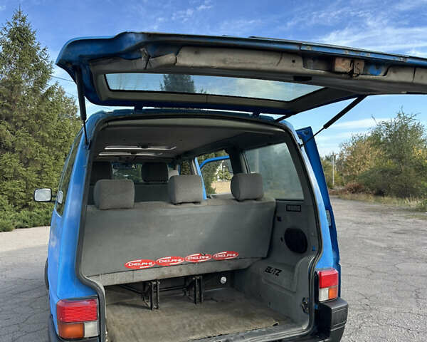 Фольксваген Transporter, объемом двигателя 2.5 л и пробегом 360 тыс. км за 2999 $, фото 6 на Automoto.ua