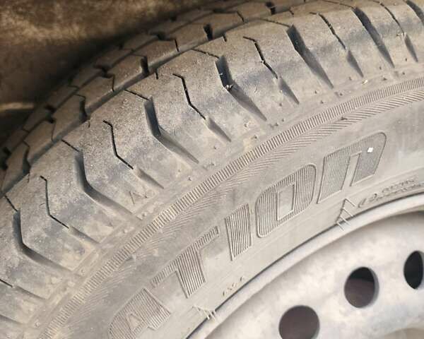 Фольксваген Transporter, объемом двигателя 2.5 л и пробегом 305 тыс. км за 2536 $, фото 3 на Automoto.ua