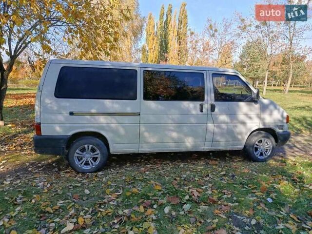 Фольксваген Transporter, объемом двигателя 2.5 л и пробегом 450 тыс. км за 5100 $, фото 3 на Automoto.ua