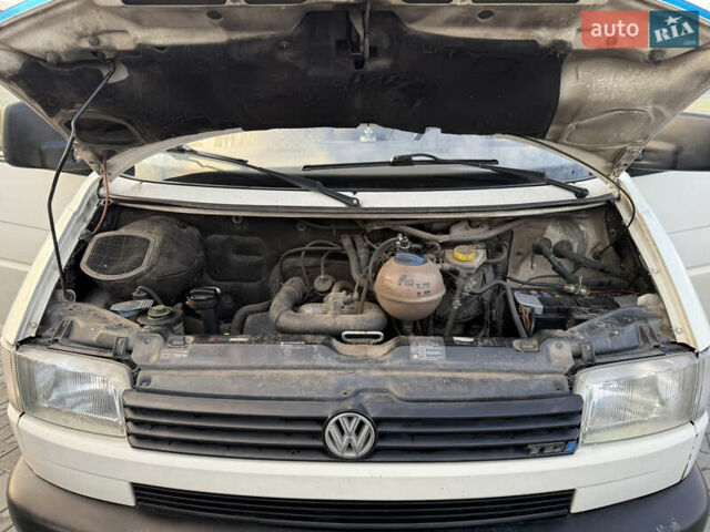 Фольксваген Transporter, об'ємом двигуна 2.5 л та пробігом 376 тис. км за 4650 $, фото 23 на Automoto.ua