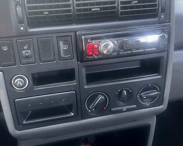 Фольксваген Transporter, объемом двигателя 2.5 л и пробегом 290 тыс. км за 8500 $, фото 9 на Automoto.ua