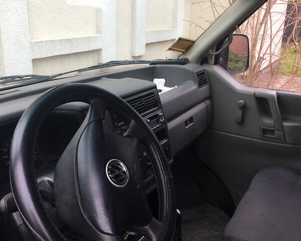 Фольксваген Transporter, объемом двигателя 2.5 л и пробегом 470 тыс. км за 6100 $, фото 5 на Automoto.ua