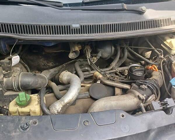 Фольксваген Transporter, объемом двигателя 2.5 л и пробегом 370 тыс. км за 6200 $, фото 2 на Automoto.ua