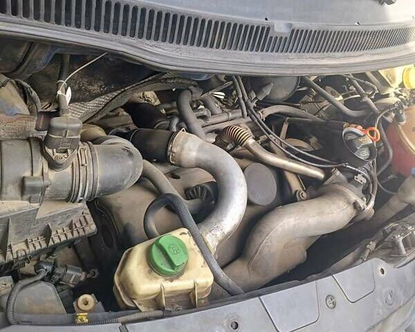 Фольксваген Transporter, объемом двигателя 2.5 л и пробегом 370 тыс. км за 6200 $, фото 3 на Automoto.ua