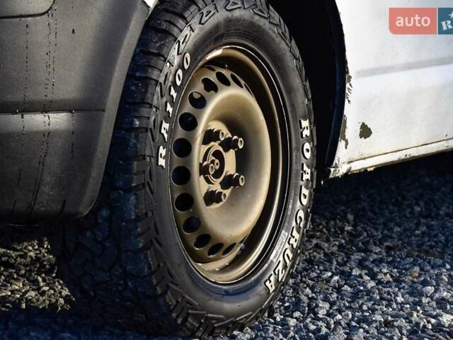 Фольксваген Transporter, объемом двигателя 2.5 л и пробегом 450 тыс. км за 8500 $, фото 9 на Automoto.ua