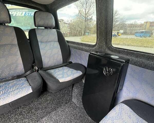 Фольксваген Transporter, об'ємом двигуна 1.9 л та пробігом 254 тис. км за 10800 $, фото 22 на Automoto.ua