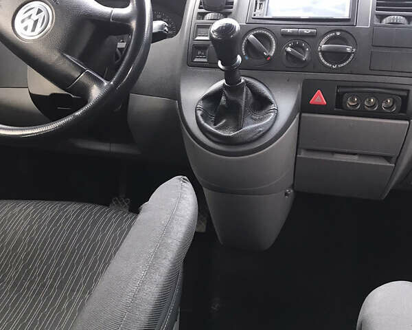 Фольксваген Transporter, об'ємом двигуна 1.9 л та пробігом 270 тис. км за 10500 $, фото 12 на Automoto.ua