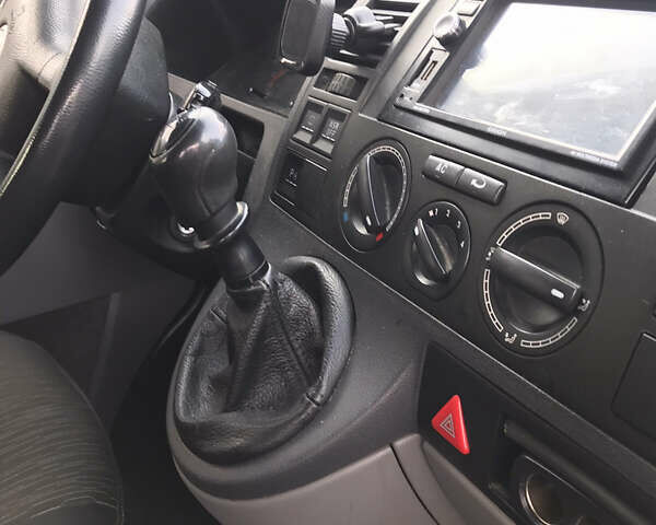 Фольксваген Transporter, об'ємом двигуна 1.9 л та пробігом 270 тис. км за 10500 $, фото 8 на Automoto.ua