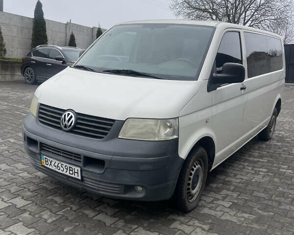 Фольксваген Transporter, объемом двигателя 2.5 л и пробегом 220 тыс. км за 7300 $, фото 2 на Automoto.ua