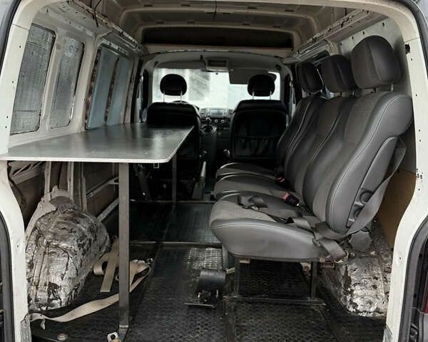 Фольксваген Transporter, объемом двигателя 2 л и пробегом 495 тыс. км за 12000 $, фото 7 на Automoto.ua