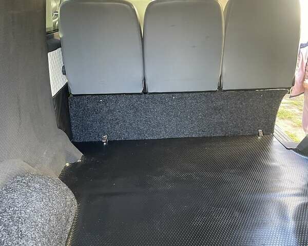 Фольксваген Transporter, об'ємом двигуна 1.97 л та пробігом 320 тис. км за 11500 $, фото 8 на Automoto.ua