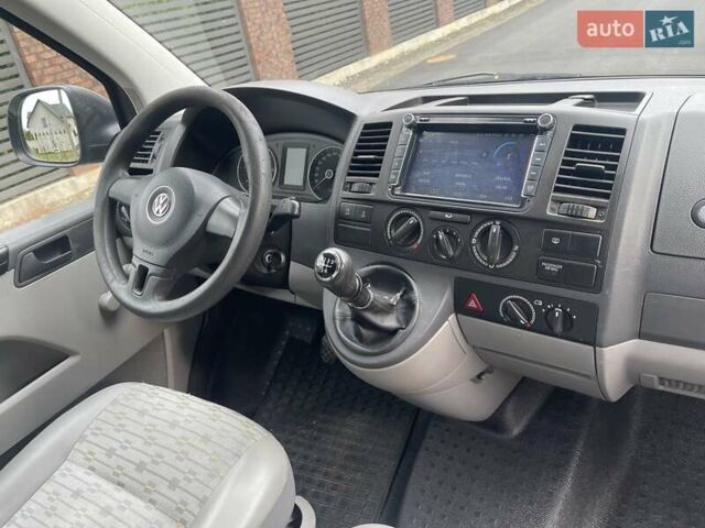 Фольксваген Transporter, об'ємом двигуна 2 л та пробігом 267 тис. км за 15300 $, фото 10 на Automoto.ua
