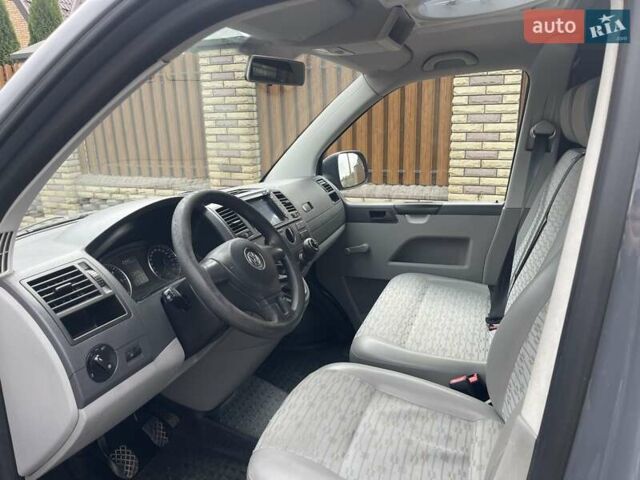 Фольксваген Transporter, об'ємом двигуна 2 л та пробігом 267 тис. км за 15300 $, фото 13 на Automoto.ua