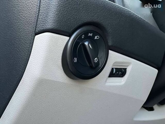 Фольксваген Transporter, об'ємом двигуна 2 л та пробігом 289 тис. км за 16990 $, фото 14 на Automoto.ua