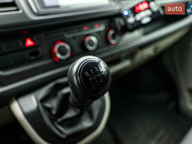 Фольксваген Transporter, об'ємом двигуна 2 л та пробігом 166 тис. км за 24761 $, фото 13 на Automoto.ua