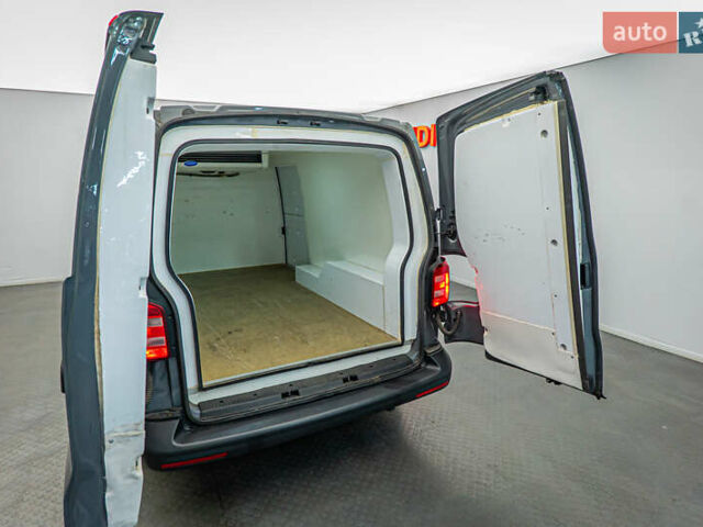 Фольксваген Transporter, об'ємом двигуна 2 л та пробігом 166 тис. км за 24761 $, фото 6 на Automoto.ua